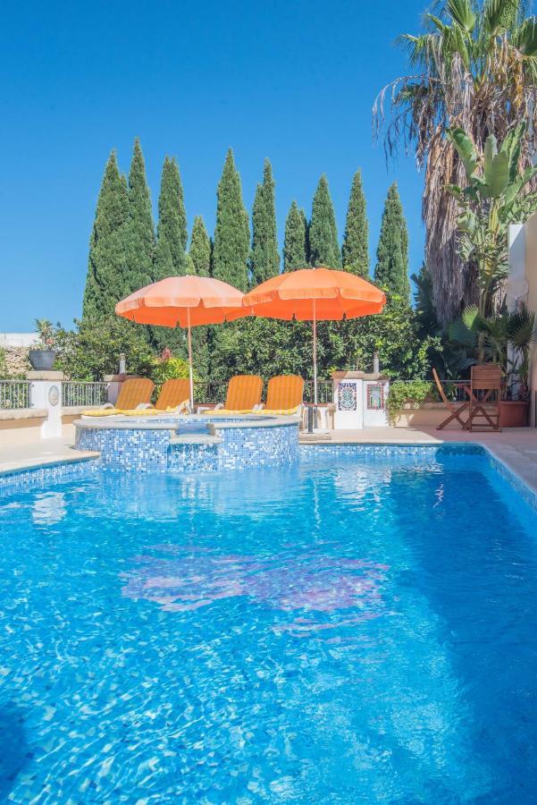 Central Villa Flatlet With Pool - Free Parking And Wifi Lija Extérieur photo